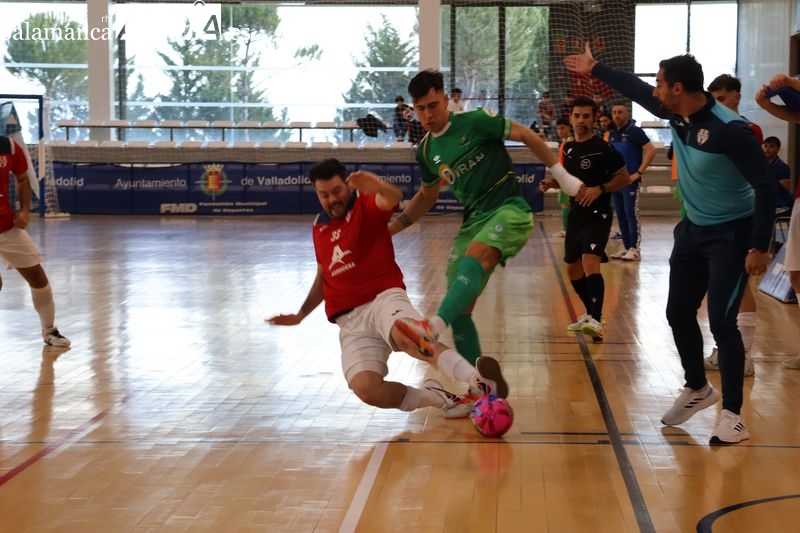 FOTOS | El Piensos Durán Albense se cae en la segunda parte y cede en Valladolid (5-2)