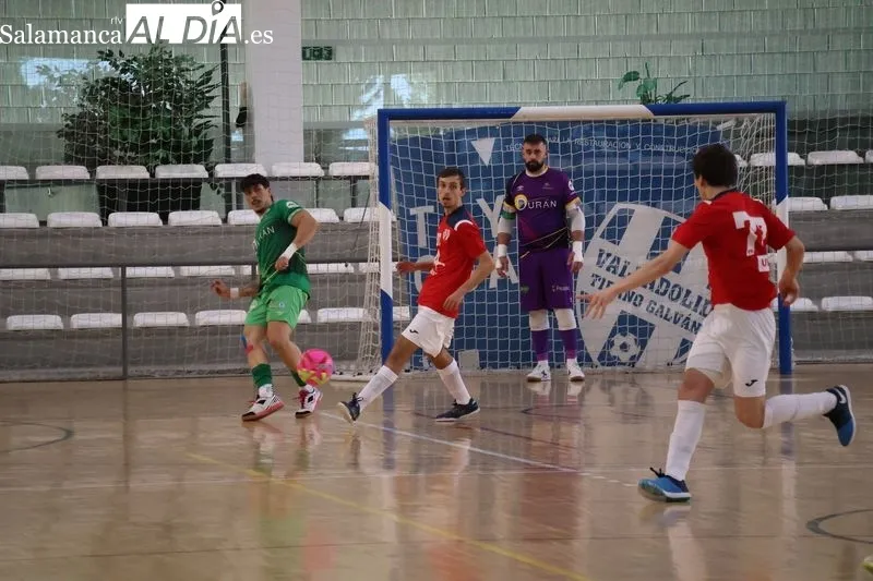 Foto 14 - FOTOS | El Piensos Dur&aacute;n Albense se cae en la segunda parte y cede en Valladolid (5-2)