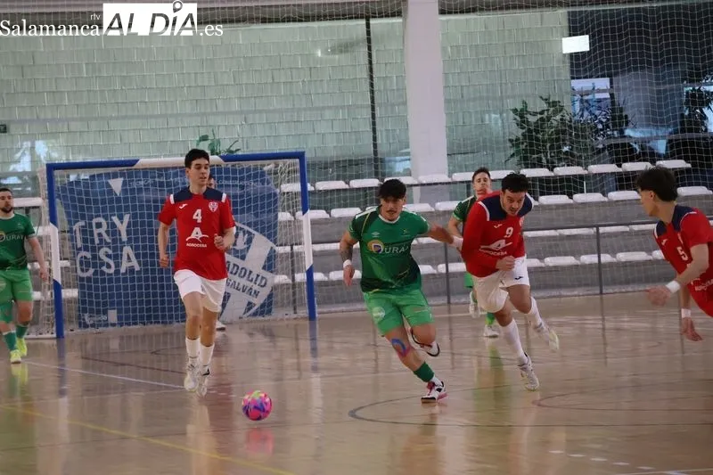 Foto 12 - FOTOS | El Piensos Dur&aacute;n Albense se cae en la segunda parte y cede en Valladolid (5-2)