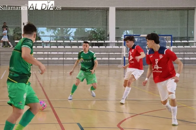 Foto 5 - FOTOS | El Piensos Dur&aacute;n Albense se cae en la segunda parte y cede en Valladolid (5-2)