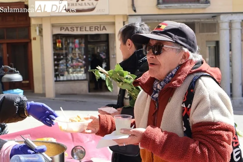 Foto 3 - La procesi&oacute;n de Ramos abre la Semana Santa en Alba de Tormes