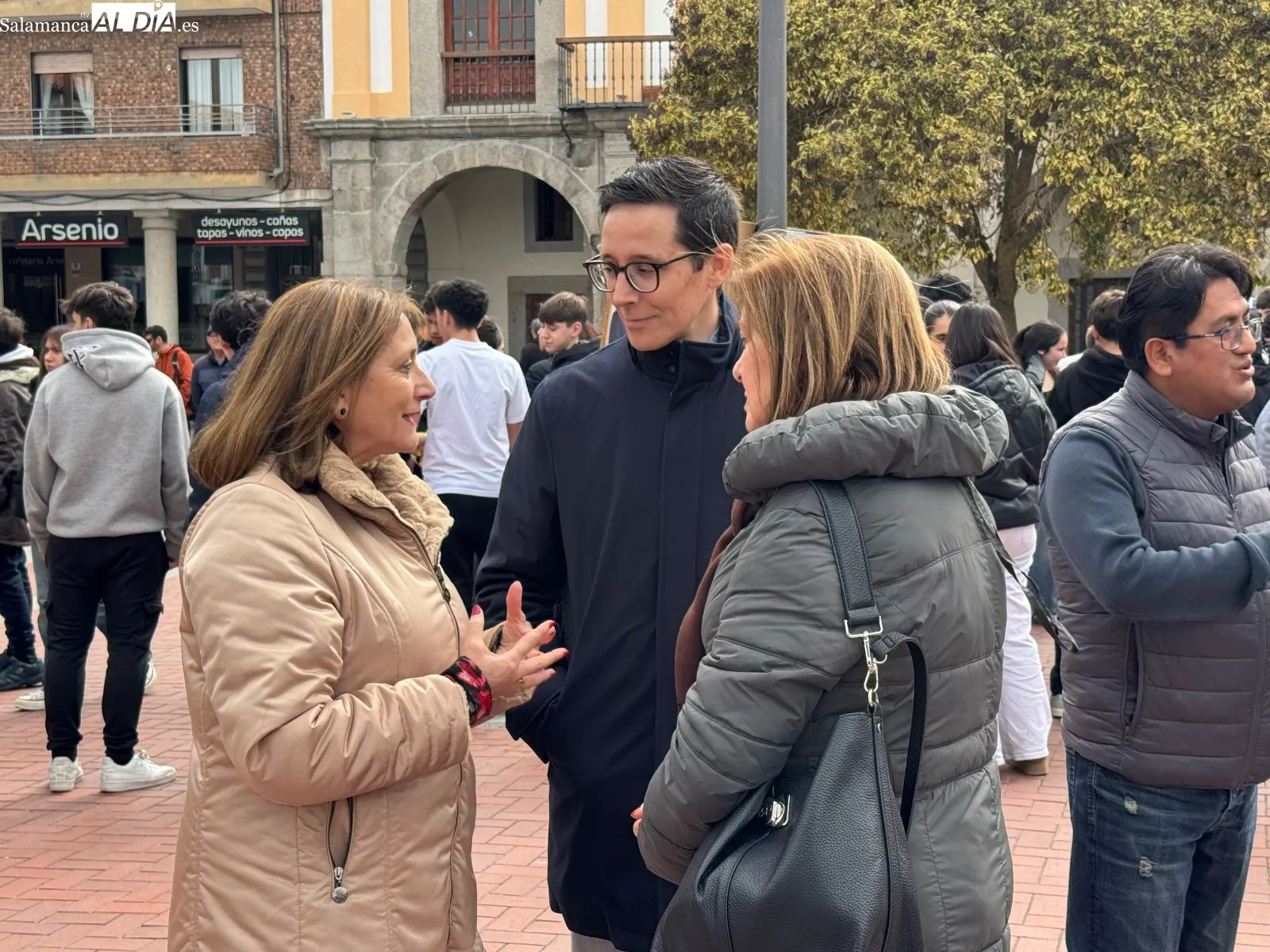 Foto 5 - Pe&ntilde;aranda responde con 1000 empanadas a la llamada solidaria de Manos Unidas