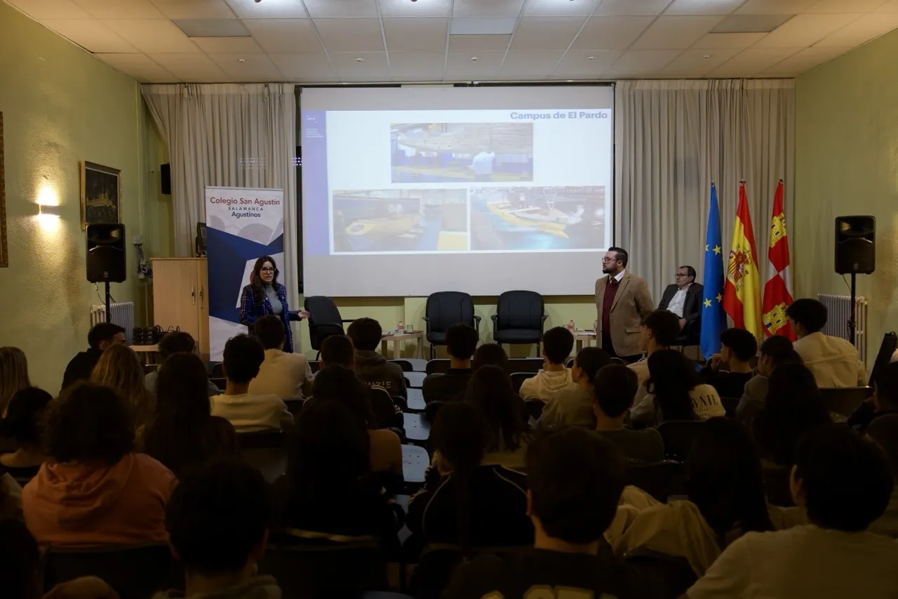 Foto 3 - El Colegio San Agust&iacute;n clausura su X Semana de Formaci&oacute;n con el foco en la ciencia y la educaci&oacute;n