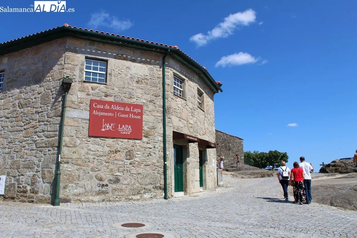 Santuario de Nª Sª da Lapa, en Sernancelhe (Viseu, Portugal) | MARTÍN-GARAY