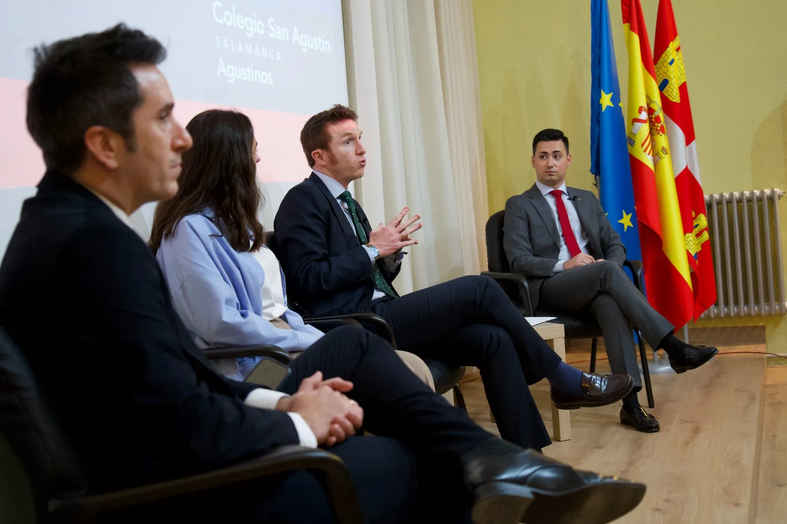 Foto 7 - El Colegio San Agust&iacute;n acerca la comunicaci&oacute;n, la psicolog&iacute;a, el derecho y la tauromaquia a sus alumnos (Fotos)
