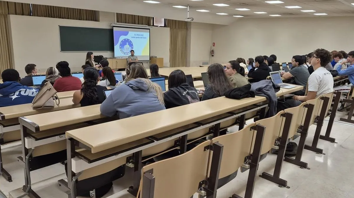 Foto 2 - Los cambios que llegan para el inicio del curso y la identidad corporativa de la USAL 
