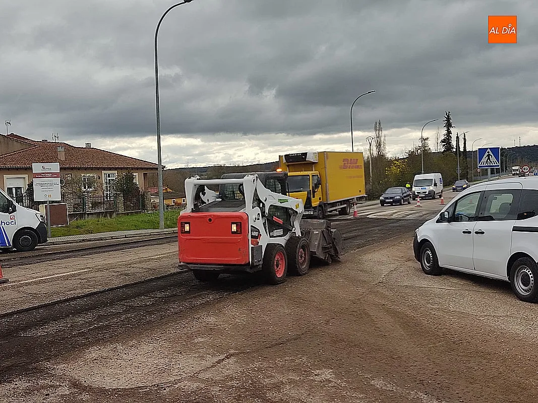 Obras mejora viaria en Avda. de Portugal