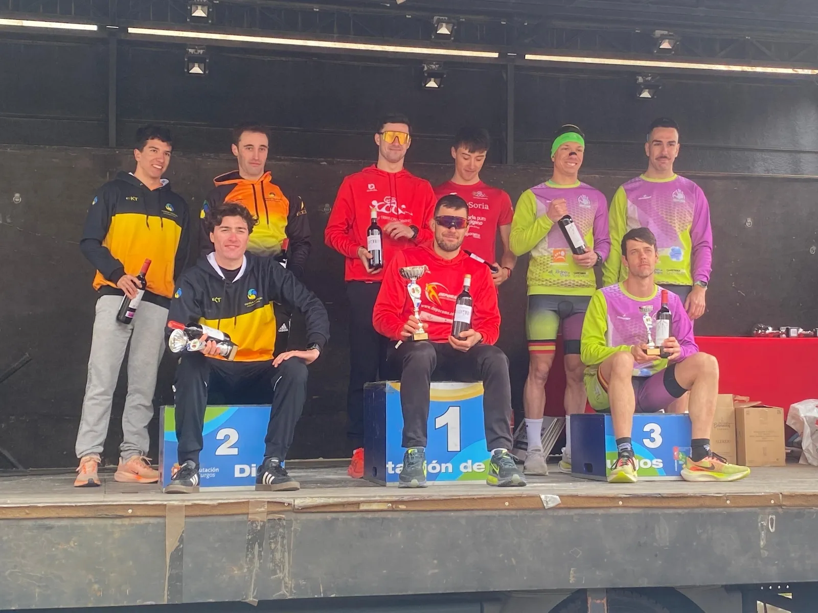 Foto 2 - La Escuela de Triatl&oacute;n Salmantina se proclama campeona regional de Duatl&oacute;n en Relevos Mixtos