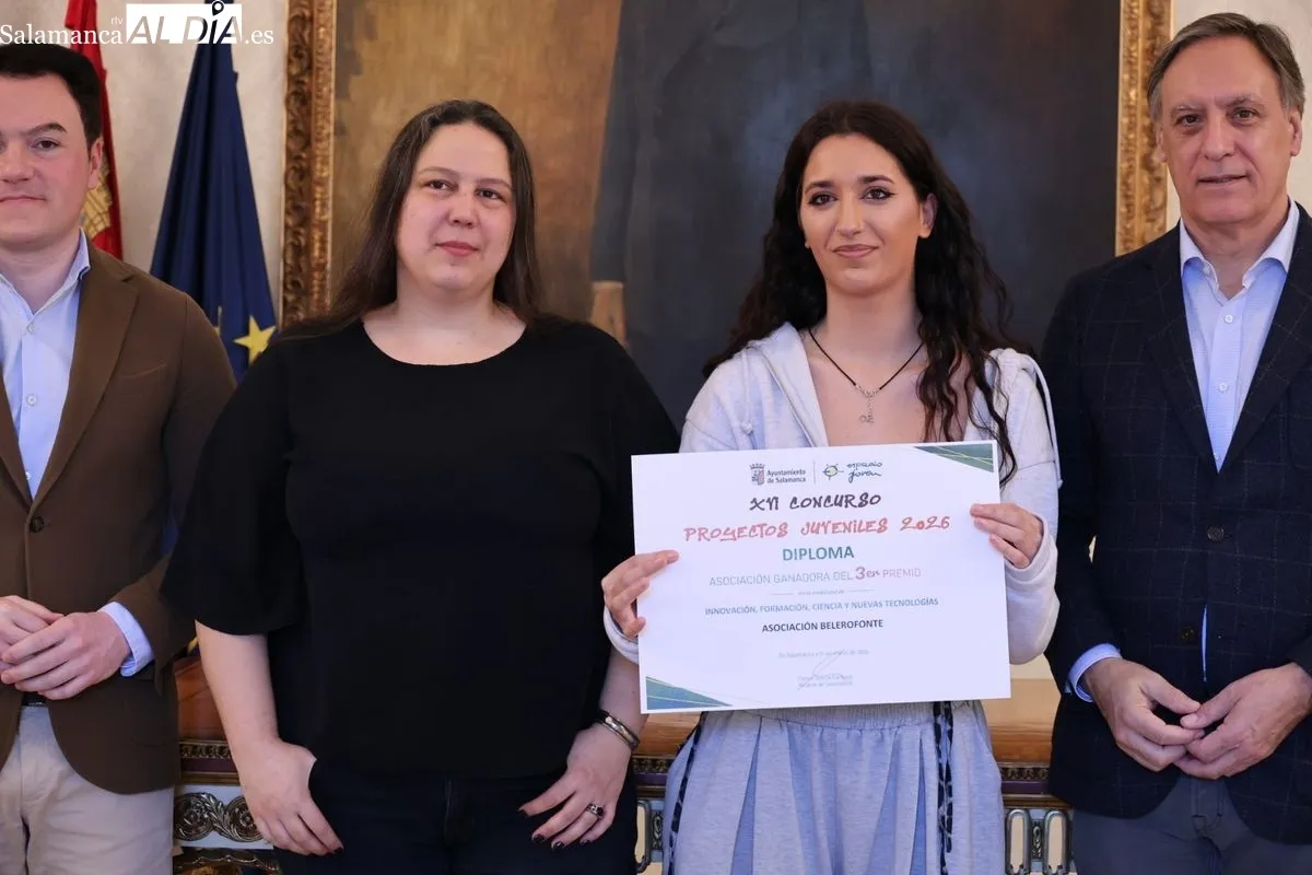 Entrega en el Ayuntamiento de Salamanca de los premios del XVI Concurso de Proyectos Juveniles. Foto de David Sañudo