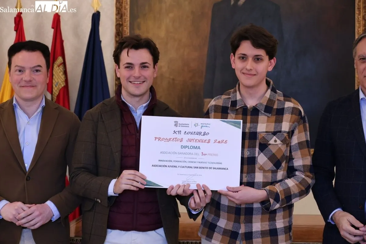Entrega en el Ayuntamiento de Salamanca de los premios del XVI Concurso de Proyectos Juveniles. Foto de David Sañudo