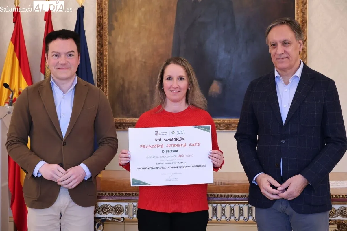 Entrega en el Ayuntamiento de Salamanca de los premios del XVI Concurso de Proyectos Juveniles. Foto de David Sañudo