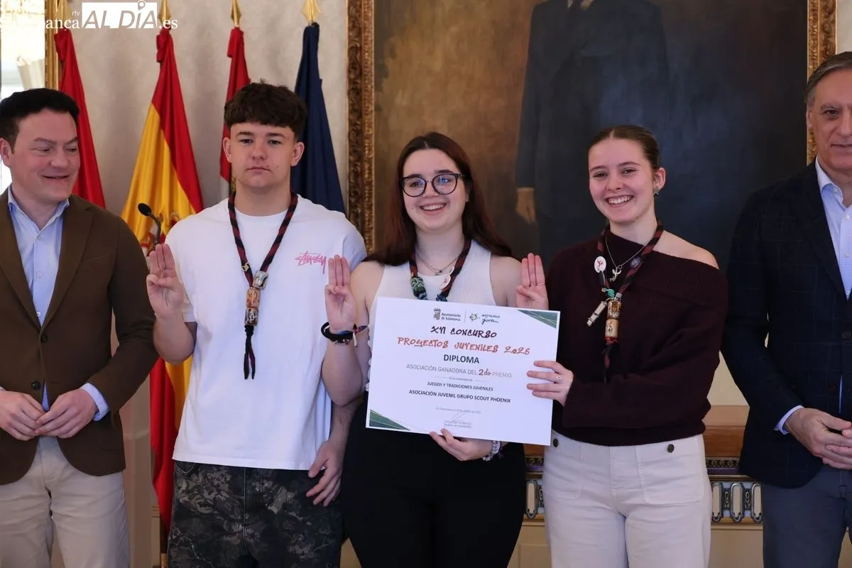 Entrega en el Ayuntamiento de Salamanca de los premios del XVI Concurso de Proyectos Juveniles. Foto de David Sañudo