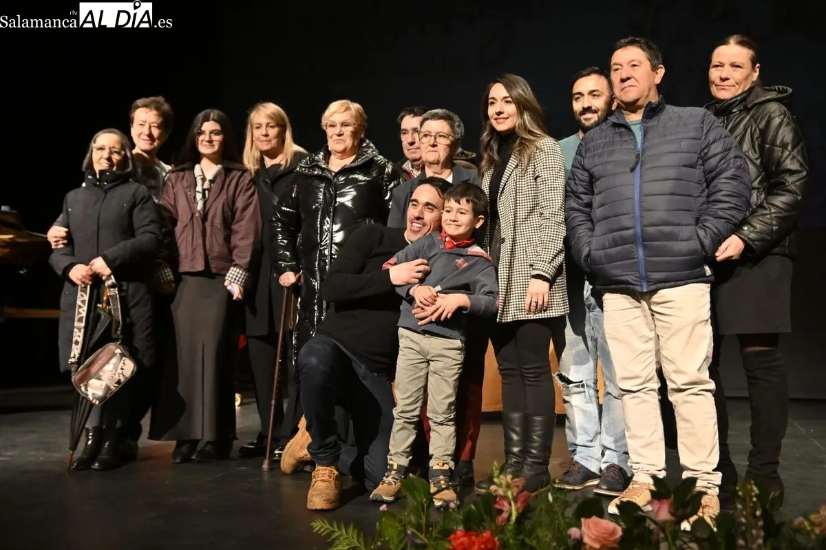Foto 12 - FOTOS | Ciencia, periodismo y econom&iacute;a social: Salamanca premia el talento femenino