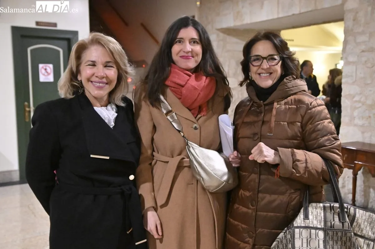 Foto 3 - FOTOS | Ciencia, periodismo y econom&iacute;a social: Salamanca premia el talento femenino