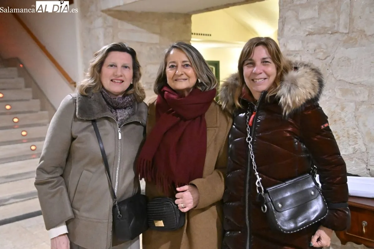 Foto 2 - FOTOS | Ciencia, periodismo y econom&iacute;a social: Salamanca premia el talento femenino