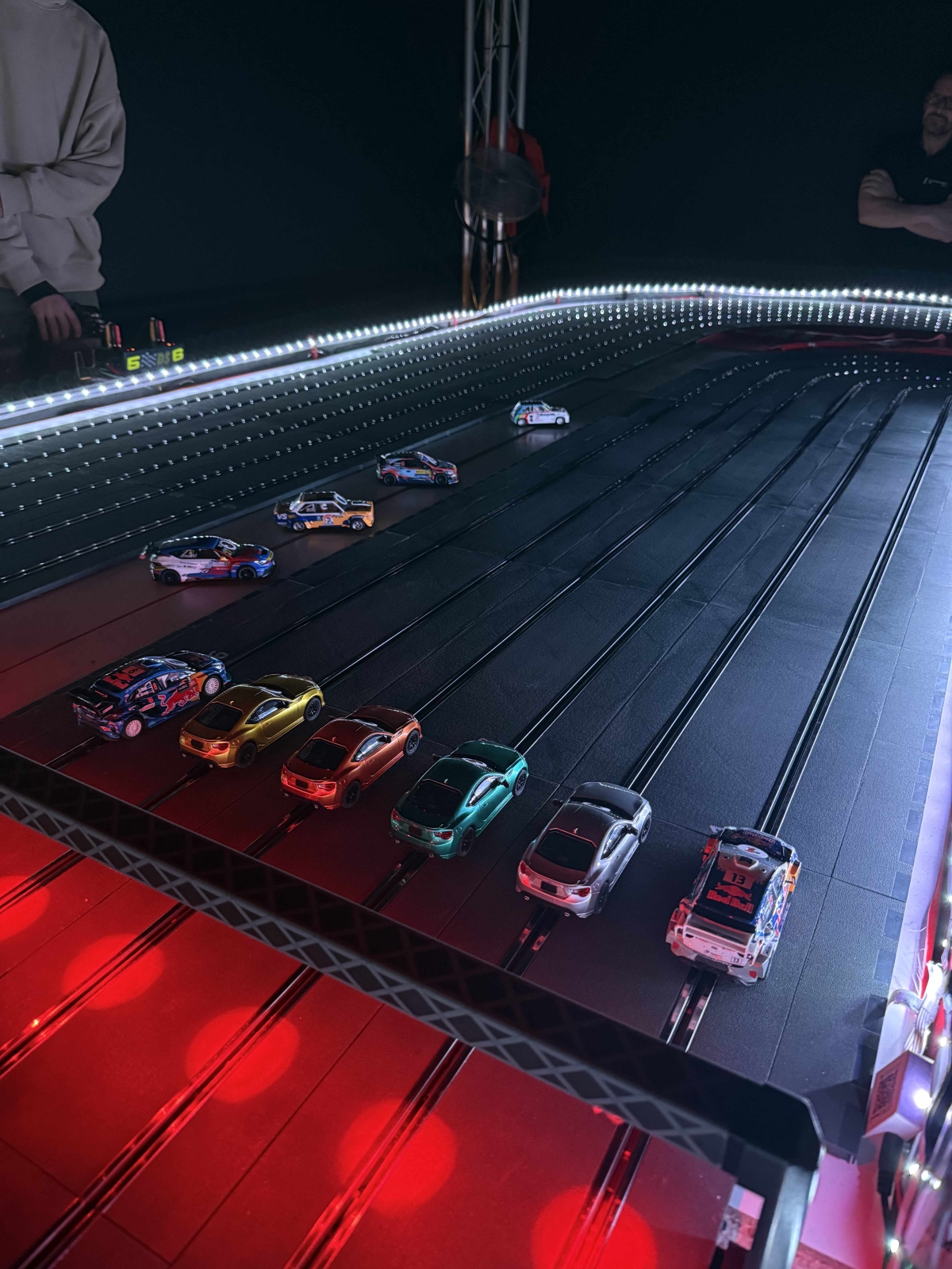 Scalextric Glow El Tormes: 500 participantes y ganadores