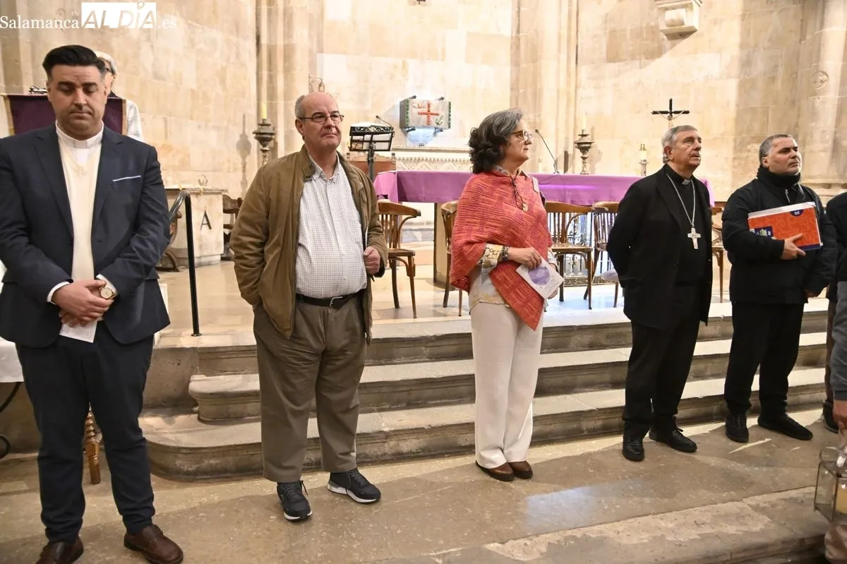 Foto 18 - FOTOS | Reflexi&oacute;n colectiva en la meditaci&oacute;n de las Siete Palabras de Cristo en la Cruz