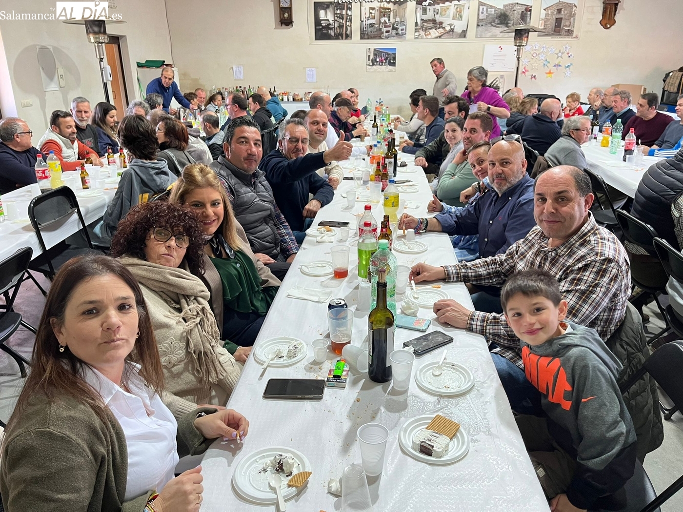 Gejo de los Reyes reúne a 85 vecinos en la primera comida tras la matanza