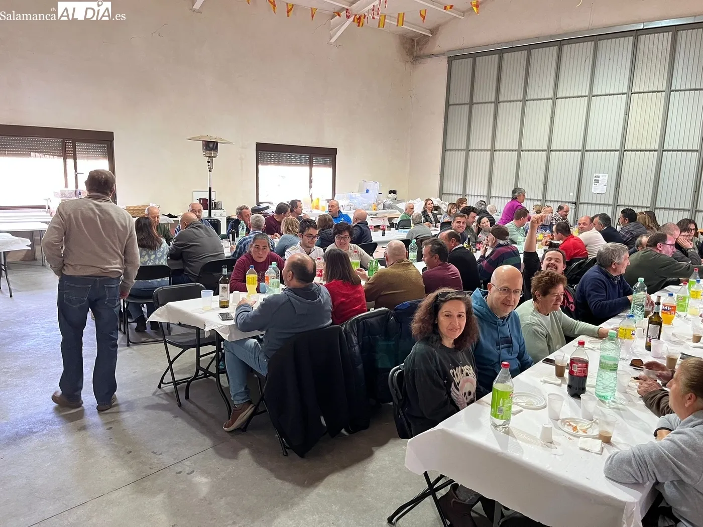 Primera comida tras la matanza en Gejo de los Reyes