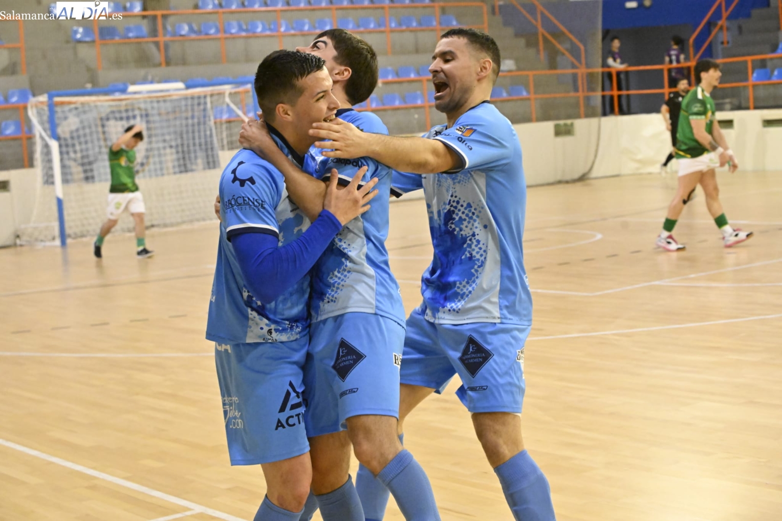 FOTOS | El Salamanca FS se asoma al playoff a costa de un Piensos Durán Albense que sale herido del derbi de la reconciliación (8-3)