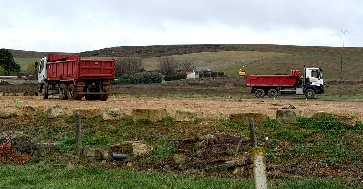 Villamayor inicia las obras del complejo en El Salinar
