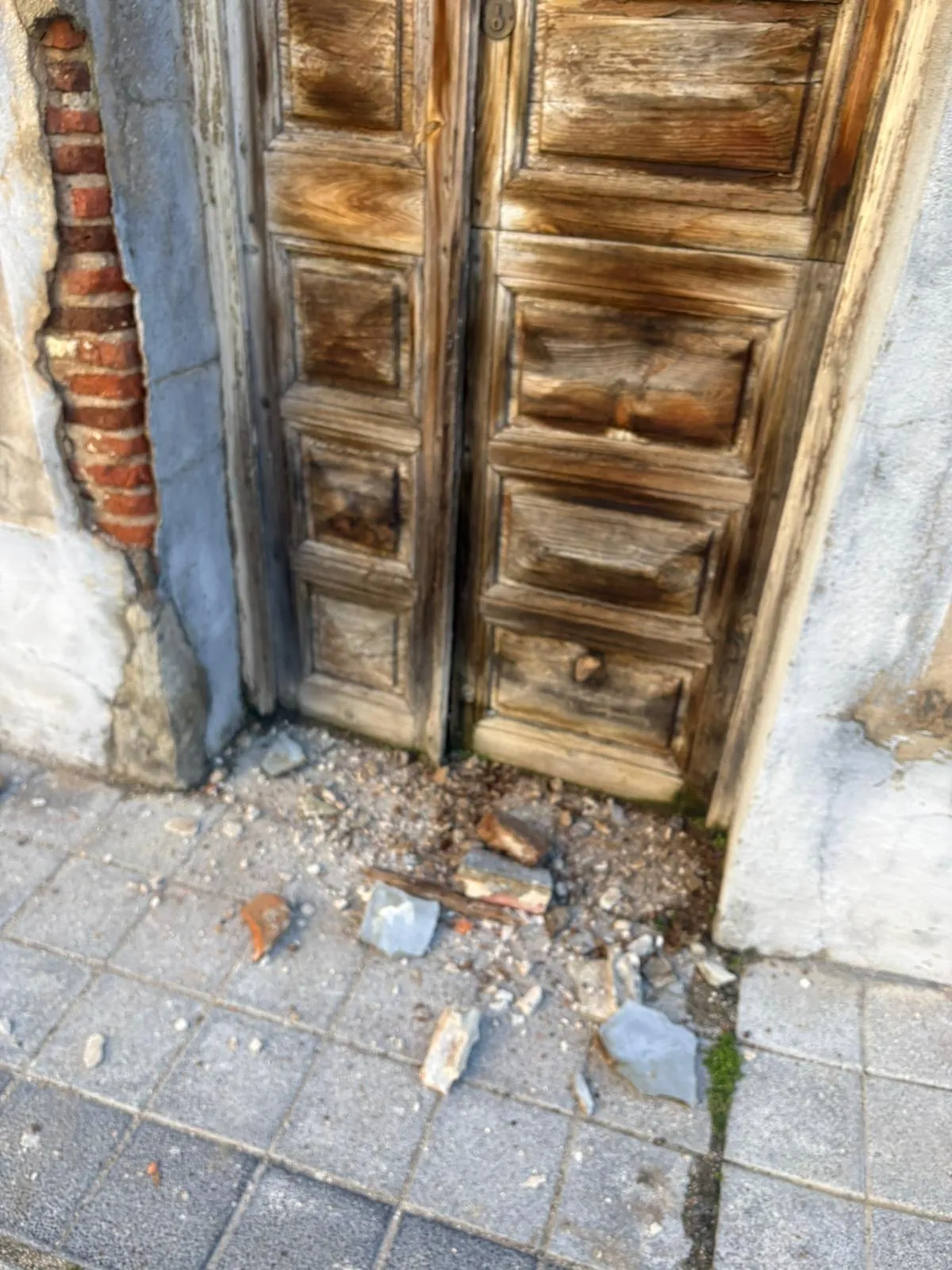 Foto 2 - Pec pide al gobierno local endurecer medidas frente a los propietarios de edificios en evidente abandono: &ldquo;menos hablar y m&aacute;s actuar&rdquo;