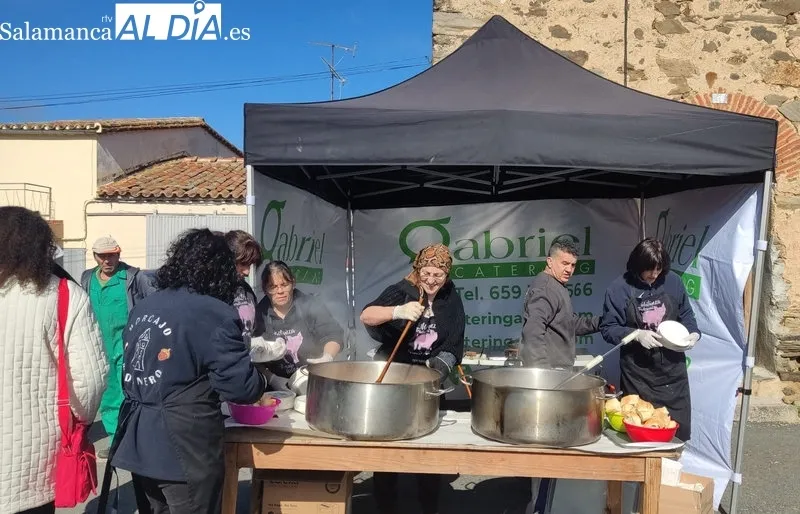 Foto 4 -  La matanza de Horcajo conf&iacute;a su men&uacute; a Catering Gabriel 