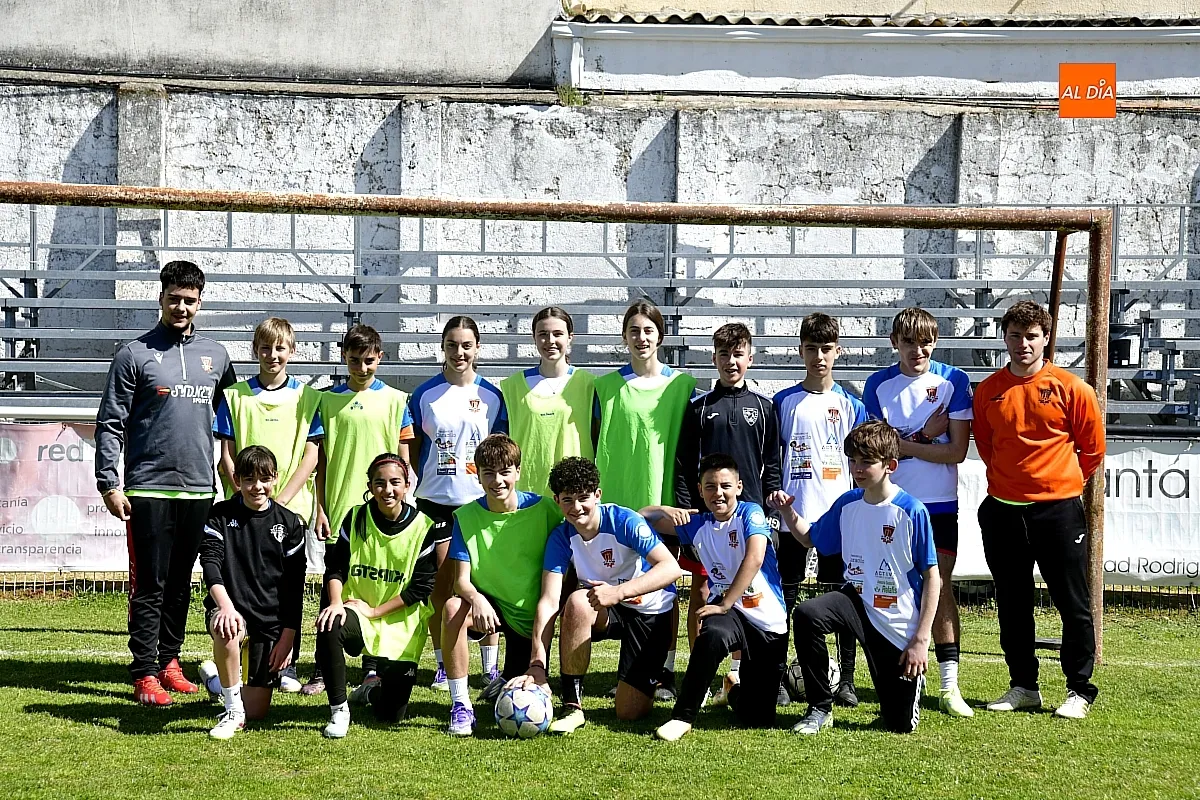 Foto 12 - Comienza el Cl&iacute;nic Ricardo S&aacute;nchez con 60 participantes en Ciudad Rodrigo