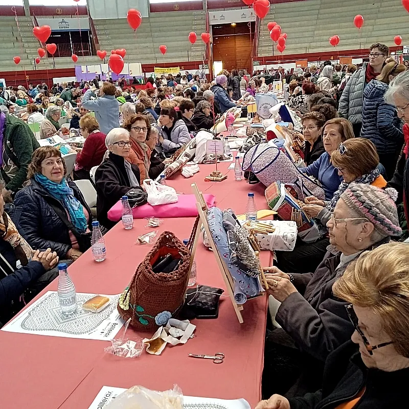 Encuentro de encajeras en Arroyo de la Encomienda 