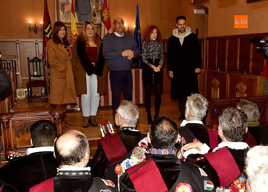  Encuentro Rondalla Tres Columnas y la Tuna de Biología de Sevilla en Ciudad Rodrigo