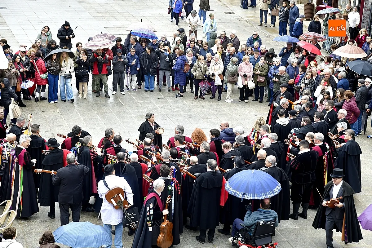  Encuentro Rondalla Tres Columnas y la Tuna de Biología de Sevilla en Ciudad Rodrigo