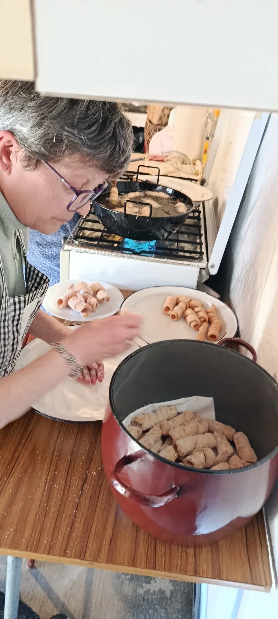 Foto 4 - Entre perolas y an&iacute;s: Santiago de la Puebla revive el sabor de sus Cuquillos para su hist&oacute;rico Encuentro de la Capa 