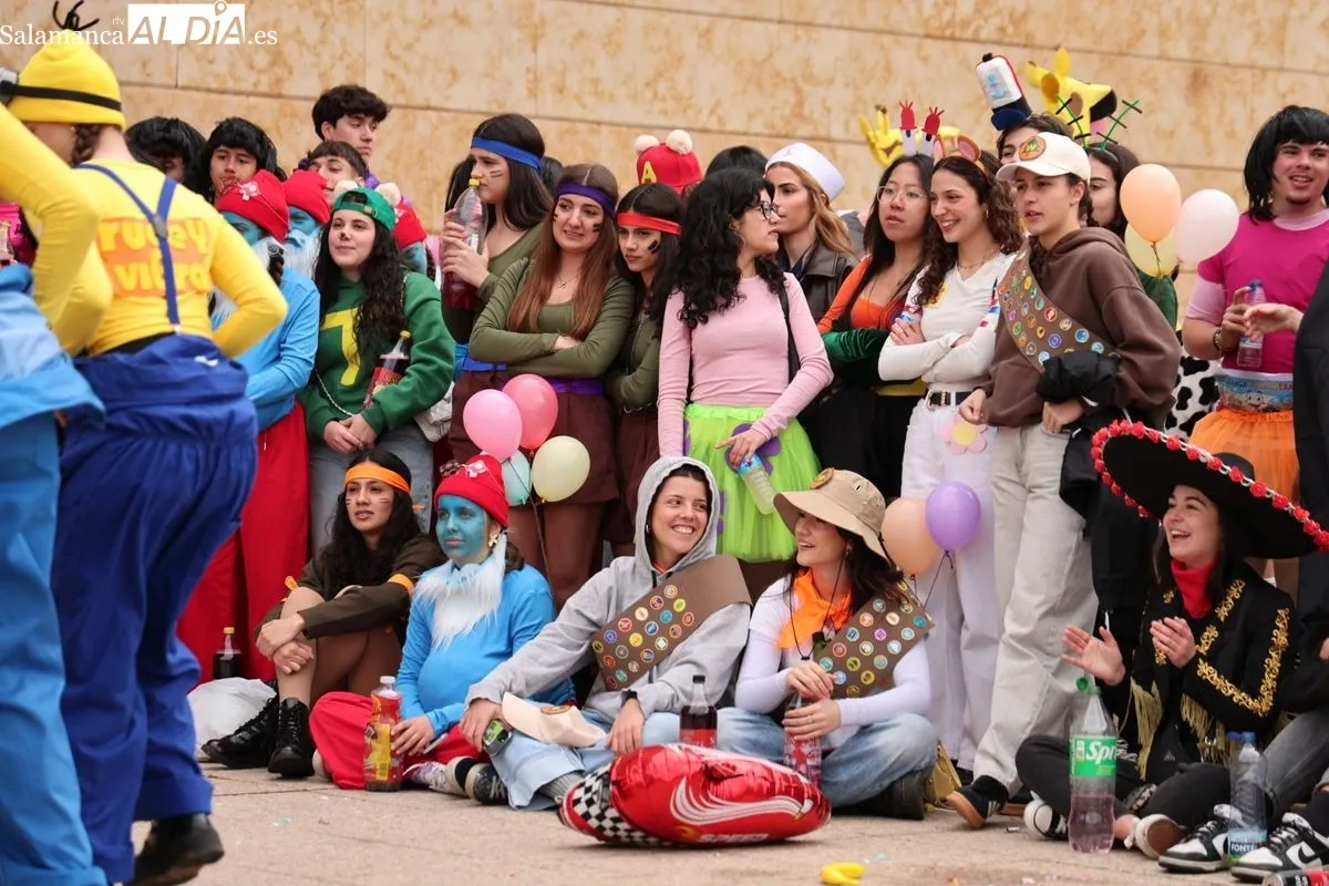 Fiestas de la Facultad de Enfermería de la Universidad de Salamanca. Foto de David Sañudo