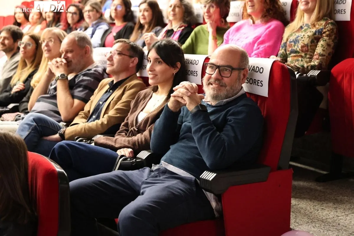Colorido, disfraces y deporte en la UPSA por las fiestas de Comunicación. Foto de David Sañudo