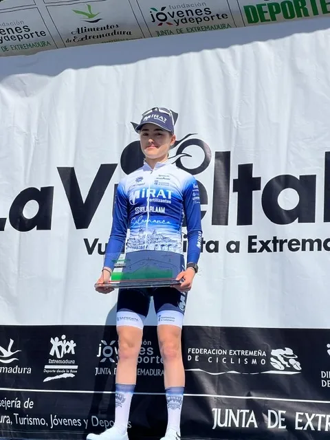 Foto 5 - Triplete salmantino en Extremadura: Naxara Odriozola gana la vuelta y el Mirat Team arrasa
