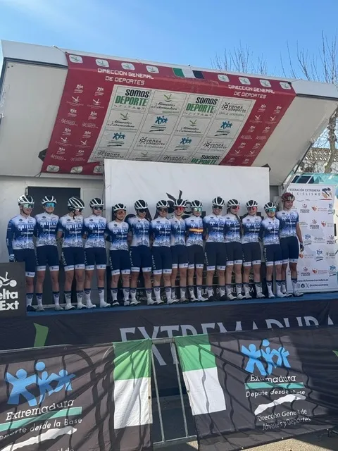 Foto 4 - Triplete salmantino en Extremadura: Naxara Odriozola gana la vuelta y el Mirat Team arrasa