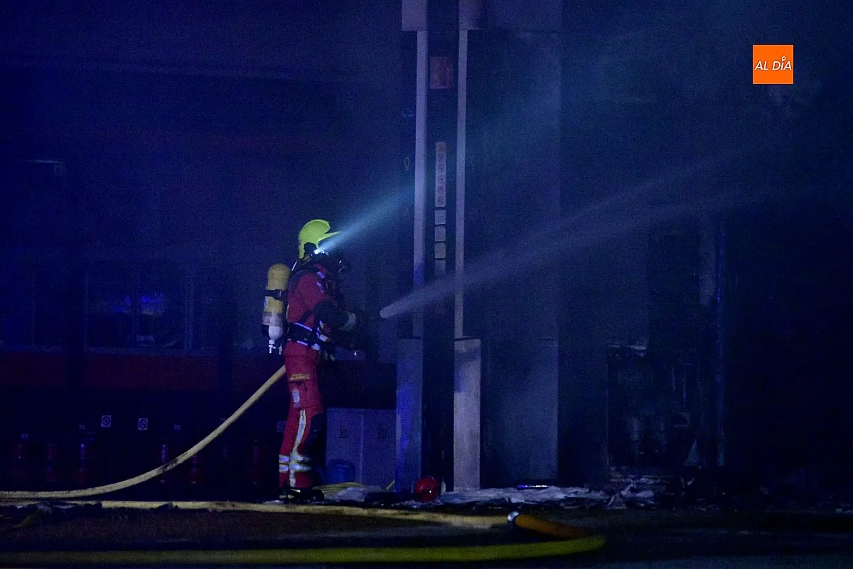Incendio camión gasolinera El Salto