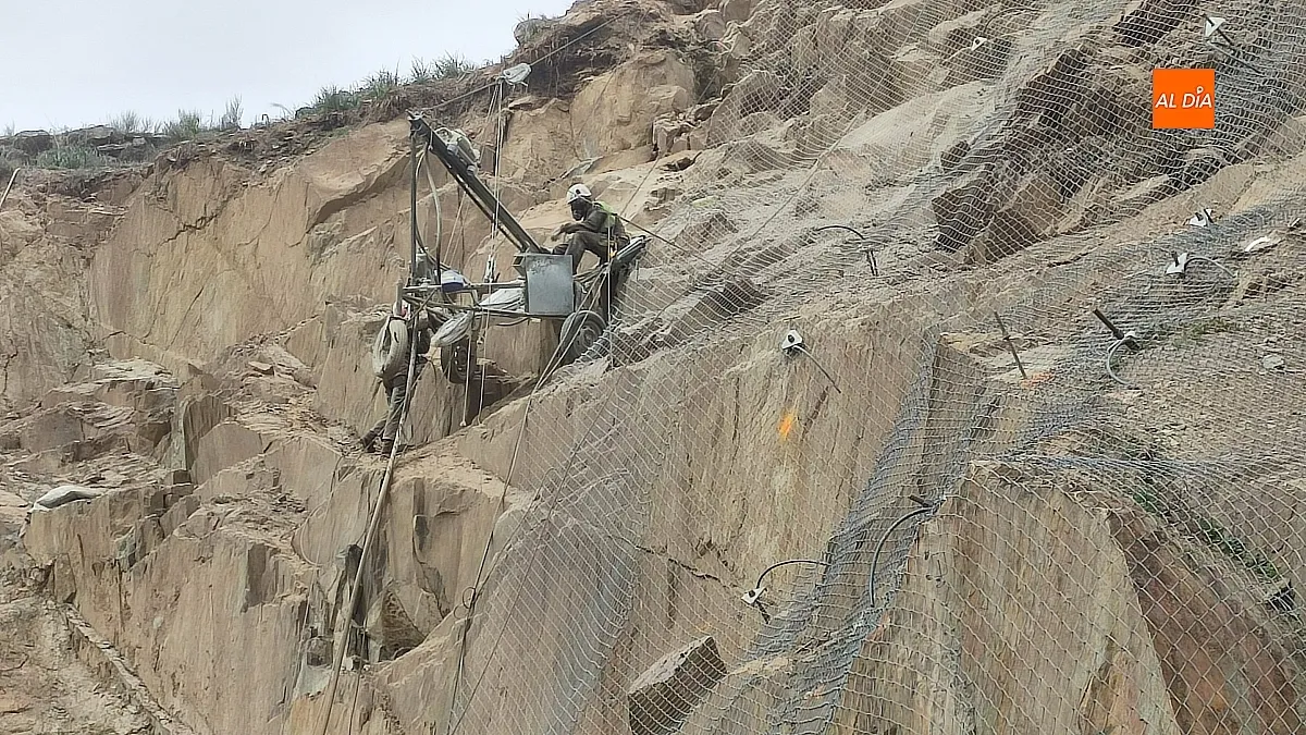 Obras en el Risco de Martiago