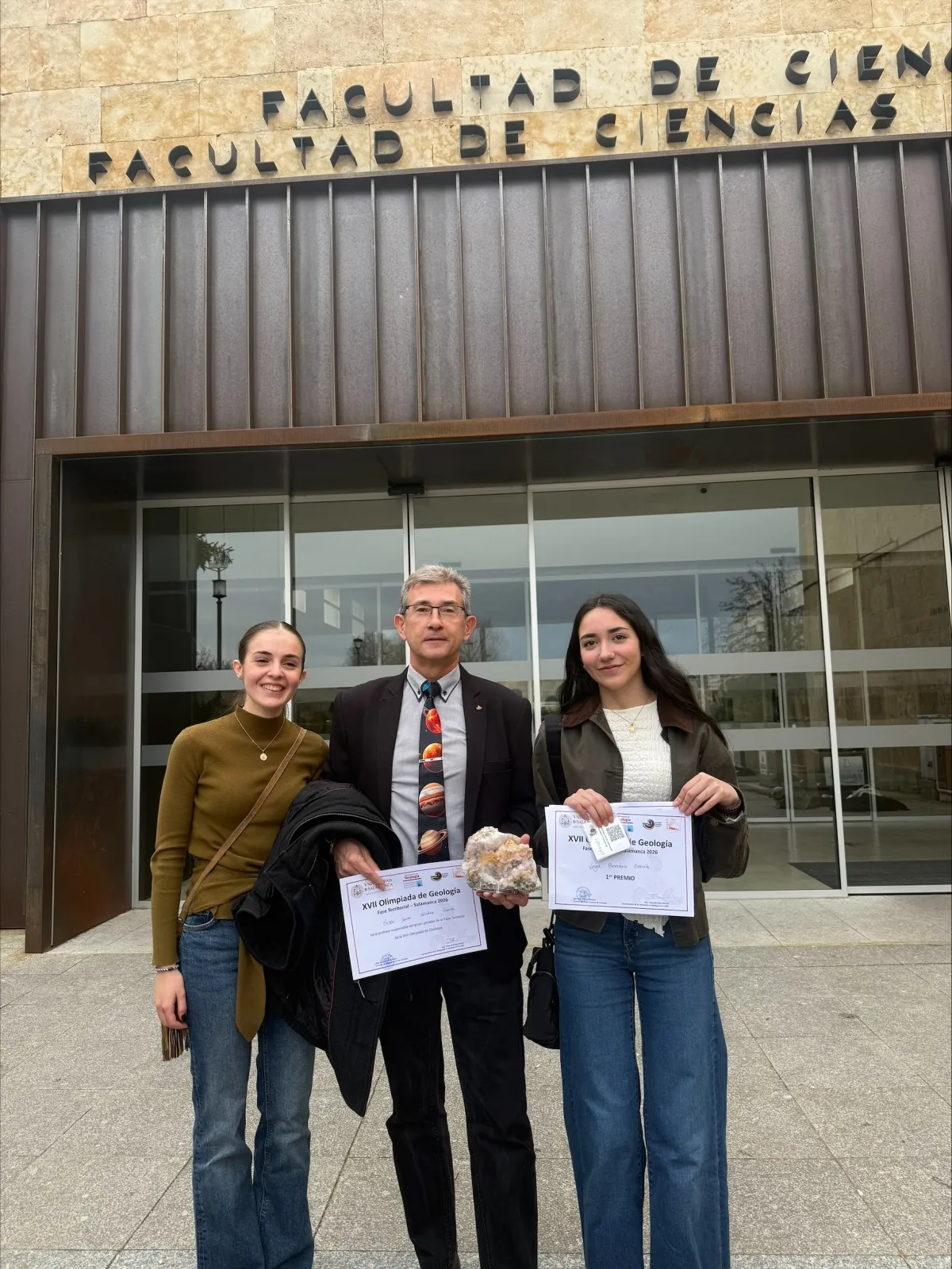 Foto 2 - El IES Venancio Blanco copa los primeros puestos de la Olimpiada de Geolog&iacute;a en Salamanca