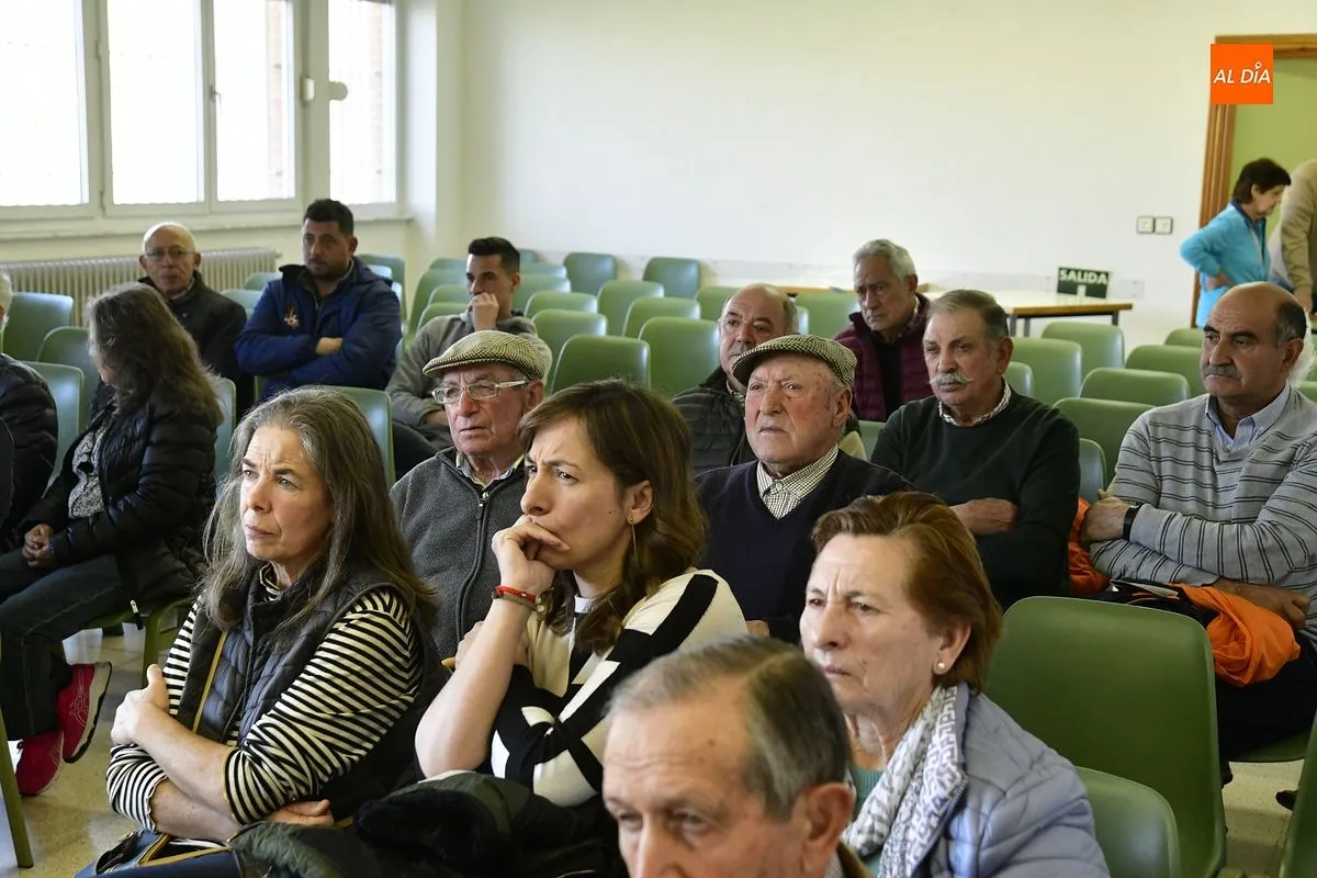 Foto 5 - Los regantes del &Aacute;gueda fijan la cuota anual y anuncian sanciones por no limpiar acequias