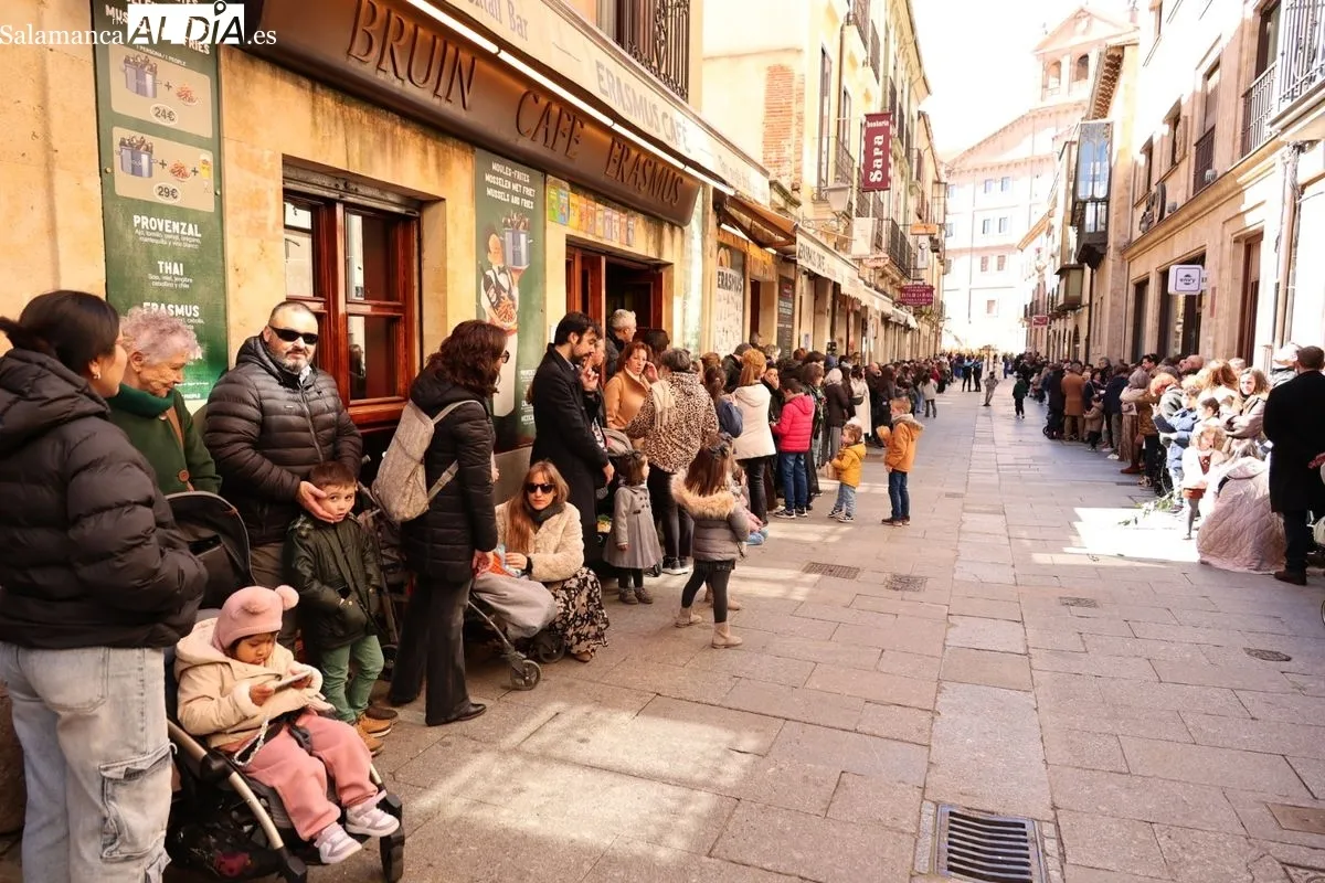 La Borriquilla vuelve a emocionar en Salamanca este Domingo de Ramos | FOTOS: David Sañudo
