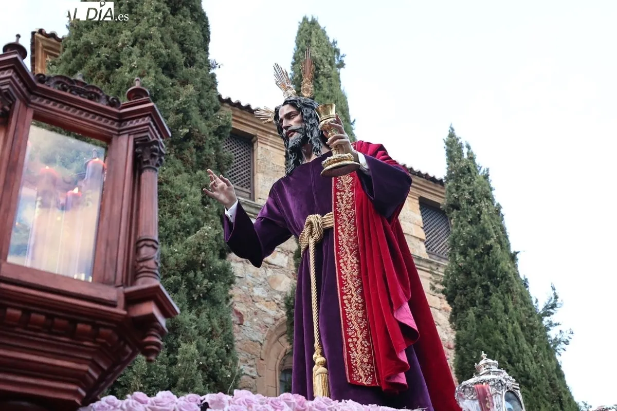 Emoción en el regreso del Jesús de la Redención a las calles de Salamanca | FOTOS: David Sañudo 