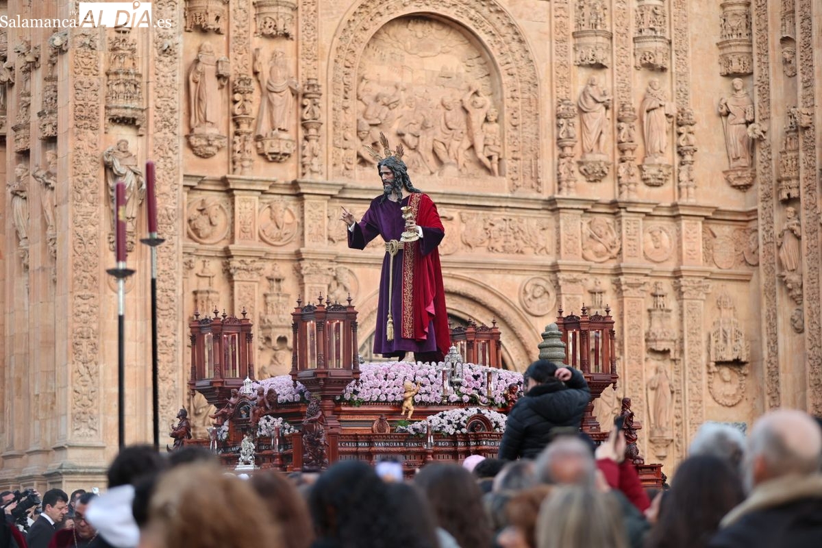 VÍDEO Y FOTOS | Emoción en el regreso de Jesús de la Redención a las calles de Salamanca  