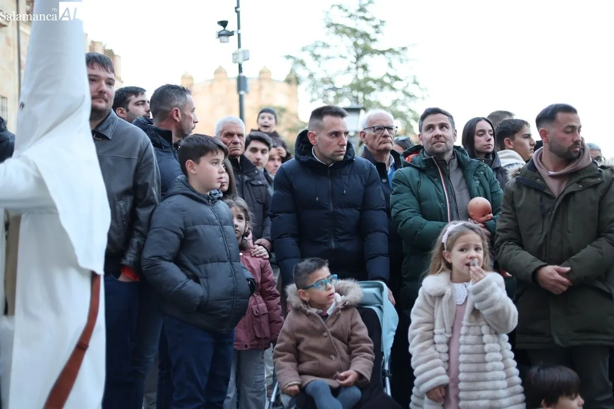 Emoción en el regreso del Jesús de la Redención a las calles de Salamanca | FOTOS: David Sañudo 
