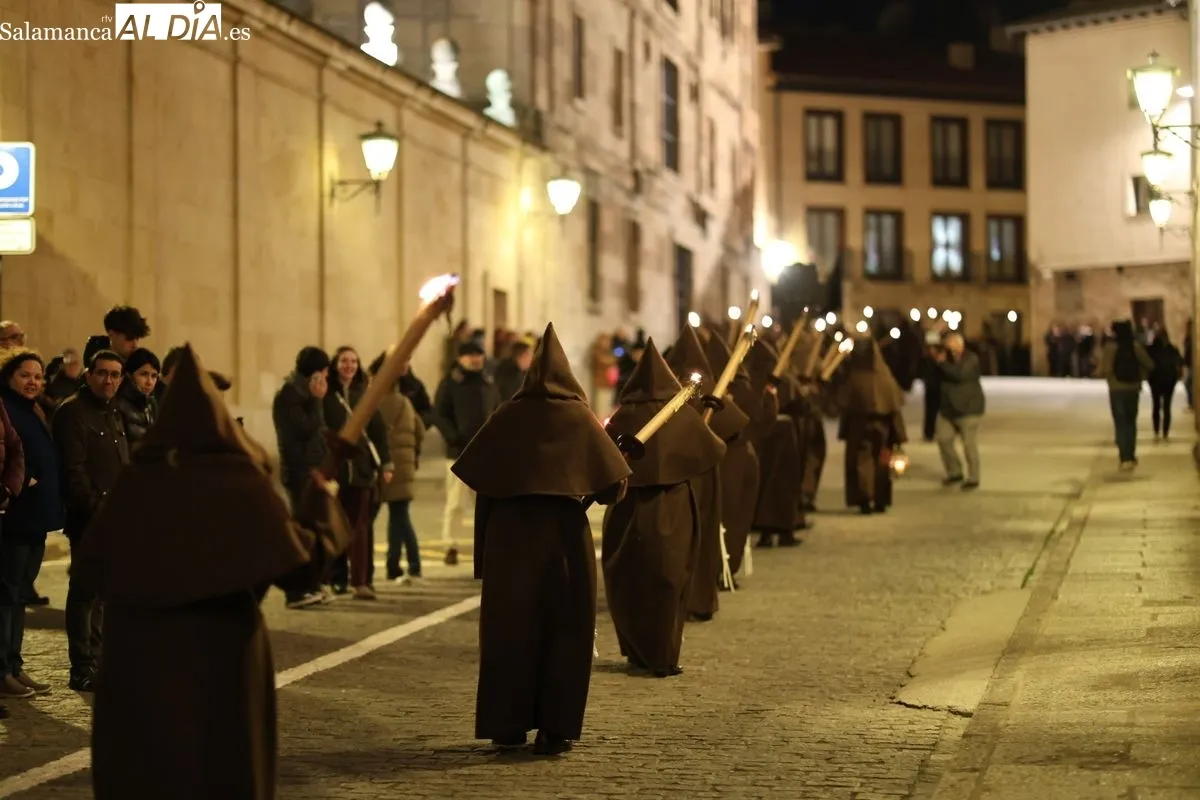El Cristo de la Humildad deslumbra en Salamanca en su décimo aniversario | FOTOS: David Sañudo