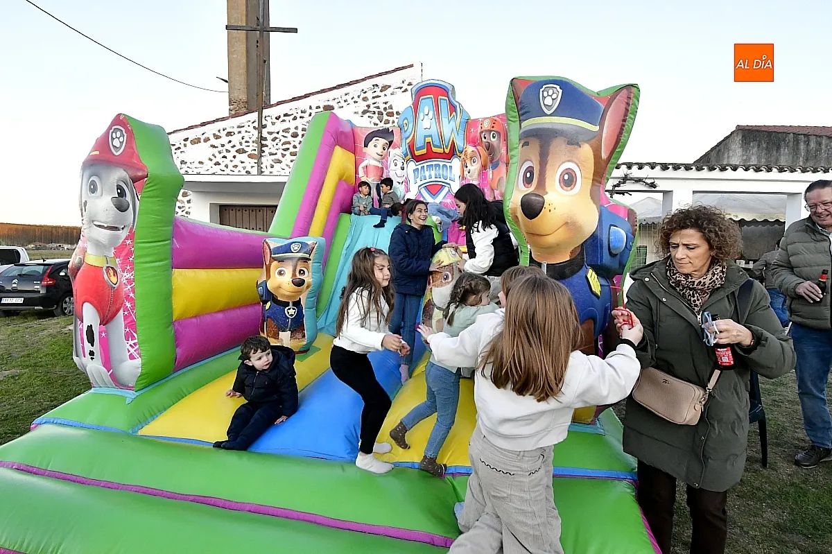 Tardeo fiestas Conejera