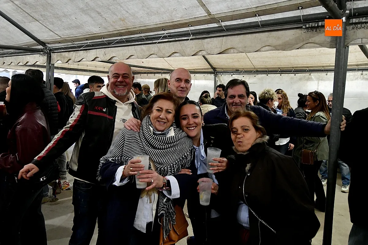 Tardeo fiestas Conejera