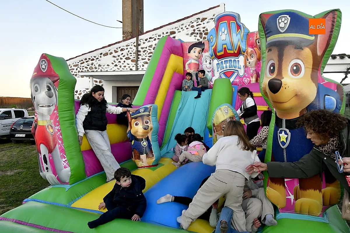 Tardeo fiestas Conejera