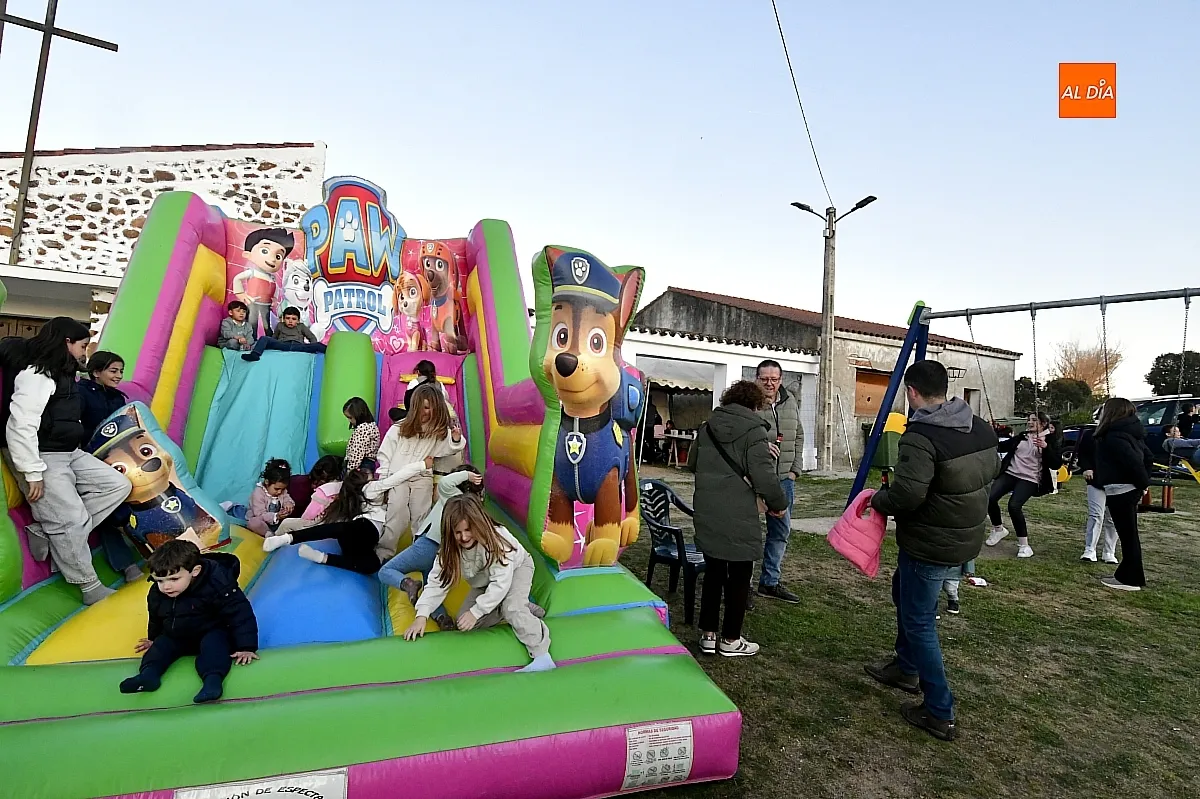 Tardeo fiestas Conejera