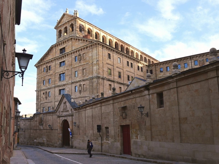 SALAMANCA. Calle Cervantes